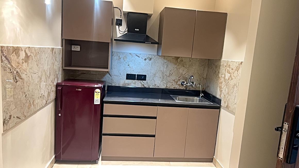 Young Homz Studio Apartments - Image 9