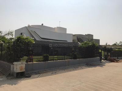Gallery Cover Image of 15000 Sq.ft 4 BHK Independent House for buy in Shree Balaji Green Valley, Adalaj for 75000000