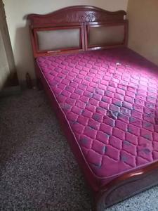 Bedroom Image of Suresh Accomodation in Thiruvanmiyur