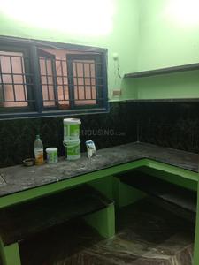 Gallery Cover Image of 780 Sq.ft 2 BHK Apartment for buy in Kolathur for 3500000