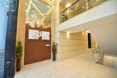 Gallery Cover Image of 2120 Sq.ft 3 BHK Apartment for buy in Gomti Nagar for 12300000