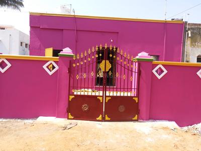 Gallery Cover Image of 2200 Sq.ft 1 BHK Independent House for buy in Sekkalai for 6500000