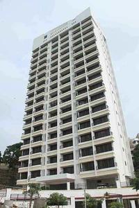 Gallery Cover Image of 1755 Sq.ft 3 BHK Apartment for buy in Malad East for 25000000