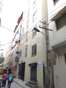 Building Image of Modern Deluxe PG in Ejipura