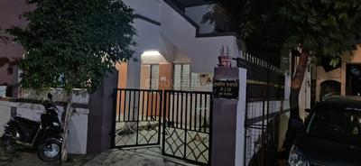 Gallery Cover Image of 796 Sq.ft 1 BHK Independent House for buy in Isanpur for 4700000