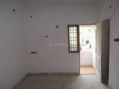 Gallery Cover Image of 770 Sq.ft 2 BHK Apartment for buy in Ambattur for 4435000