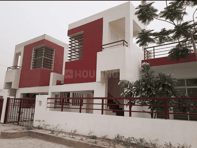 Gallery Cover Image of 2152 Sq.ft 3 BHK Independent House for buy in Golf City for 8000000