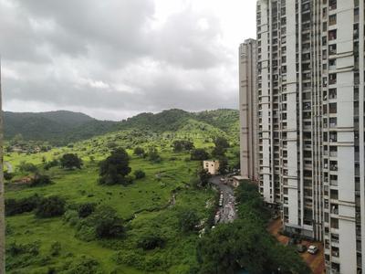 Gallery Cover Image of 324 Sq.ft 1 RK Apartment for buy in Kasarvadavali, Thane West for 2899999
