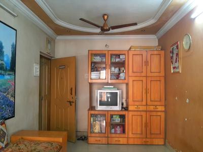 Gallery Cover Image of 550 Sq.ft 1 BHK Apartment for buy in Thane West for 7500000