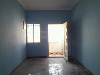 Gallery Cover Image of 680 Sq.ft 2 BHK Apartment for buy in Kolathur for 3100000
