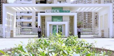 Gallery Cover Image of 1560 Sq.ft 3 BHK Apartment for buy in Sector 137 for 8580000