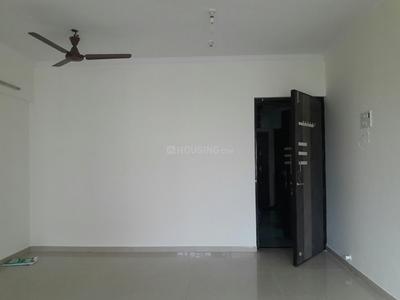 Gallery Cover Image of 850 Sq.ft 2 BHK Apartment for buy in Kandivali West for 18500000