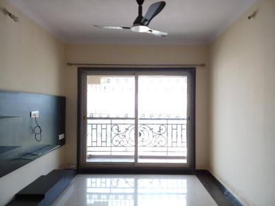 Gallery Cover Image of 560 Sq.ft 1 BHK Apartment for buy in Siddhi Group Highland Park, Thane West for 7700000