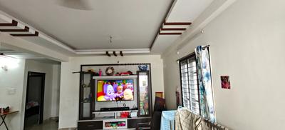 BHK 1050 Sqft Flat for sale at Pragathi Nagar, Pragathi Nagar