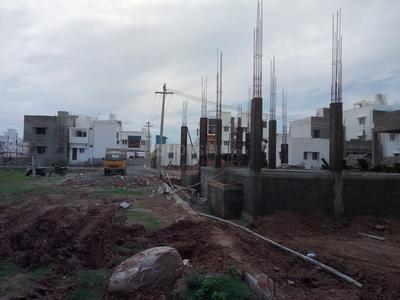 Gallery Cover Image of 913 Sq.ft 2 BHK Apartment for buy in Selaiyur for 6500000