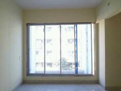Gallery Cover Image of 650 Sq.ft 1 BHK Apartment for buy in Airoli for 7500000