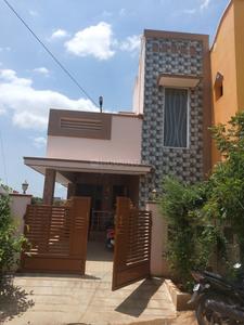 Gallery Cover Image of 1200 Sq.ft 1 BHK Independent House for buy in Somayampalayam for 5000000