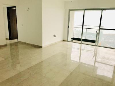 Gallery Cover Image of 1150 Sq.ft 3 BHK Apartment for rent in Lodha Venezia, Parel for 120000