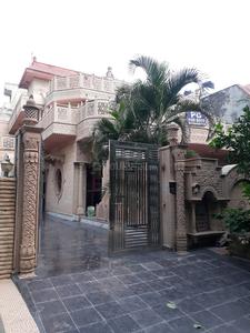 Building Image of Naveen PG in Sector 56