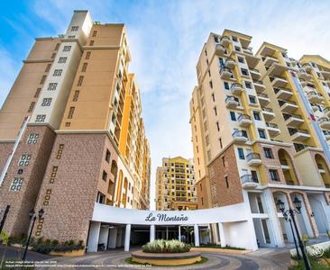 Gallery Cover Image of 447 Sq.ft 1 BHK Apartment for buy in Thane West for 8700000