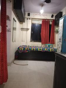 Gallery Cover Image of 225 Sq.ft 1 RK Apartment for buy in Malad West for 2900000