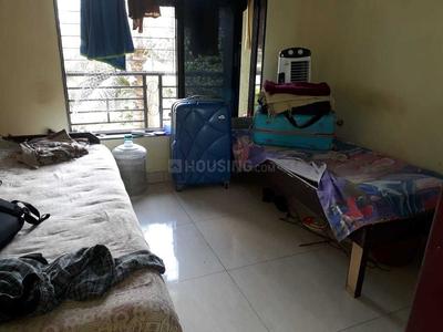 Bedroom Image of Swati Kohli PG in Sanpada