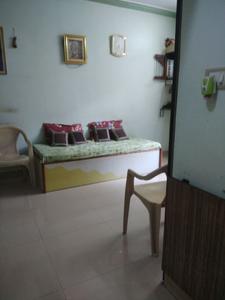 Gallery Cover Image of 720 Sq.ft 2 BHK Apartment for rent in Borivali East for 26000