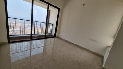 Gallery Cover Image of 860 Sq.ft 2 BHK Apartment for rent in Runwal MyCity, Palava Phase 1 Usarghar Gaon for 12000