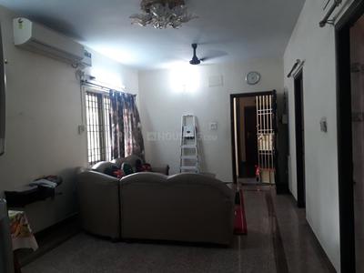Gallery Cover Image of 1500 Sq.ft 3 BHK Apartment for rent in Kodambakkam for 40000
