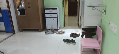 Gallery Cover Image of 450 Sq.ft 1 RK Apartment for rent in Universal Shreepati Arcade, Tardeo for 40000