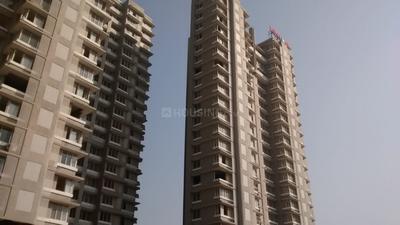 Gallery Cover Image of 1854 Sq.ft 3 BHK Apartment for buy in Malad East for 24000000