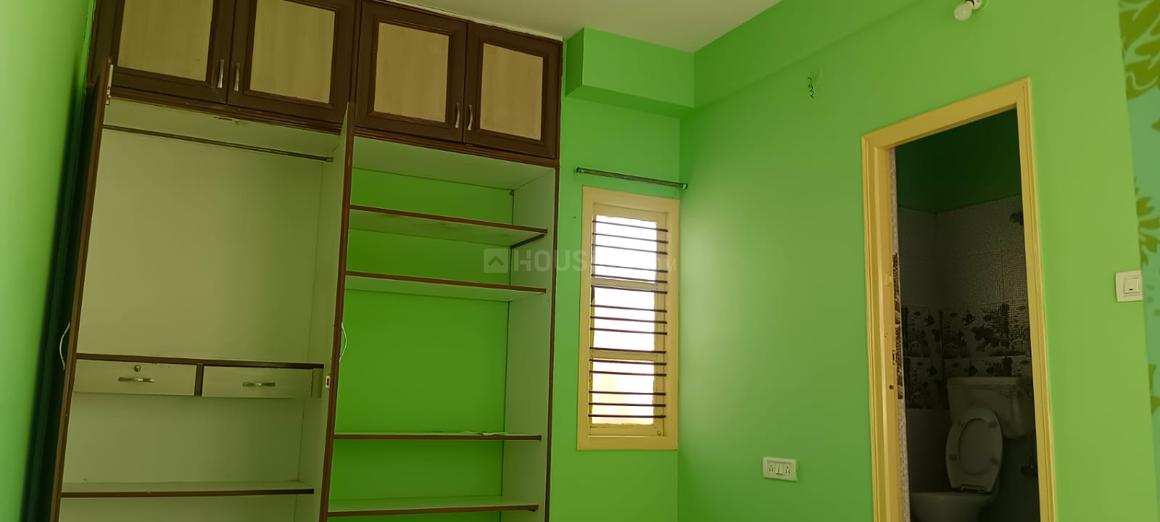 RK Flats for Rent in Kalyan Nagar, Bangalore 4+ Studio