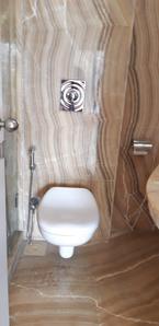 Gallery Cover Image of 1300 Sq.ft 3 BHK Apartment for buy in Khar West for 55500000