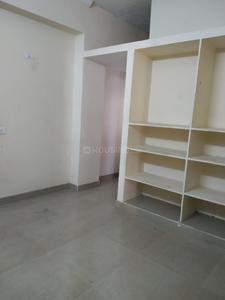 Gallery Cover Image of 825 Sq.ft 2 BHK Apartment for buy in Kondapur for 5200000
