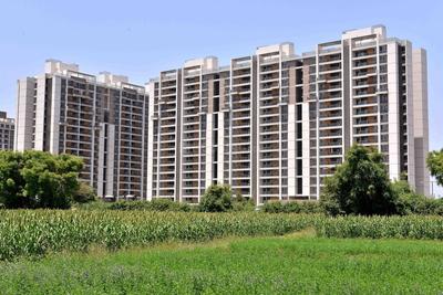 Gallery Cover Image of 1876 Sq.ft 3 BHK Apartment for buy in Shela for 8500000