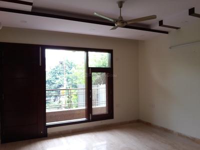 Gallery Cover Image of 1000 Sq.ft 1 BHK Independent Floor for buy in Kalkaji for 19000000