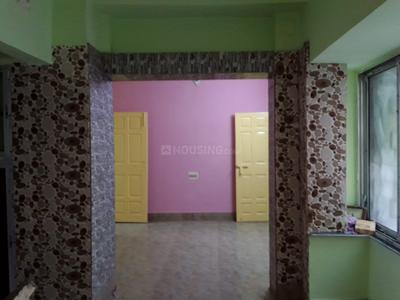 Gallery Cover Image of 950 Sq.ft 3 BHK Apartment for rent in Karunamoyee Housing Society, Salt Lake City for 15000