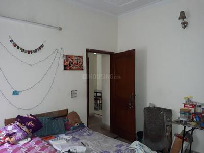 Bedroom Image of Nimanshoo PG in Sector 36