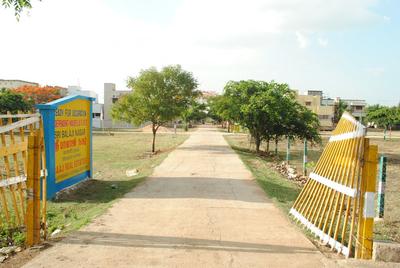 Gallery Cover Image of Sq.ft Residential Plot for buy in Meppur Village for 2580750