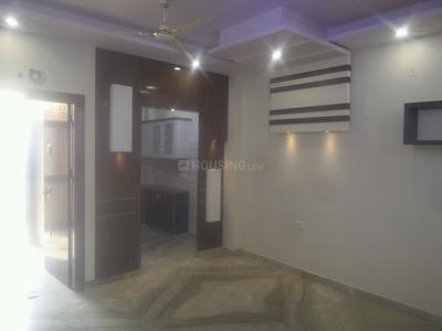 Gallery Cover Image of 1000 Sq.ft 3 BHK Independent Floor for buy in Shahdara for 6400000