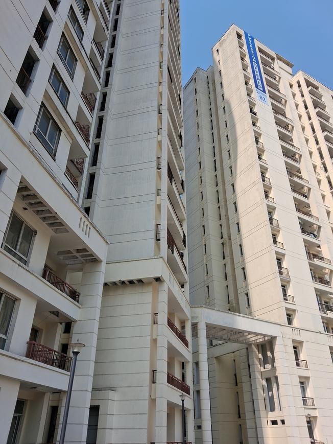 Jaypee Kensington Boulevard - Image 19