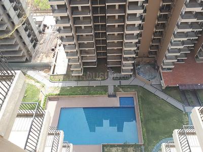 Gallery Cover Image of 1040 Sq.ft 2 BHK Apartment for buy in Omicron I Greater Noida for 4250000