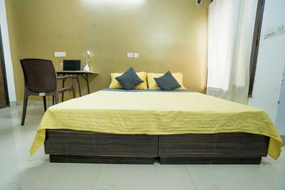 Bedroom Image of Oyo Life Del2154 East Of Kailash in Garhi