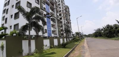 Gallery Cover Image of 1405 Sq.ft 3 BHK Apartment for buy in Kamalgazi for 5450000