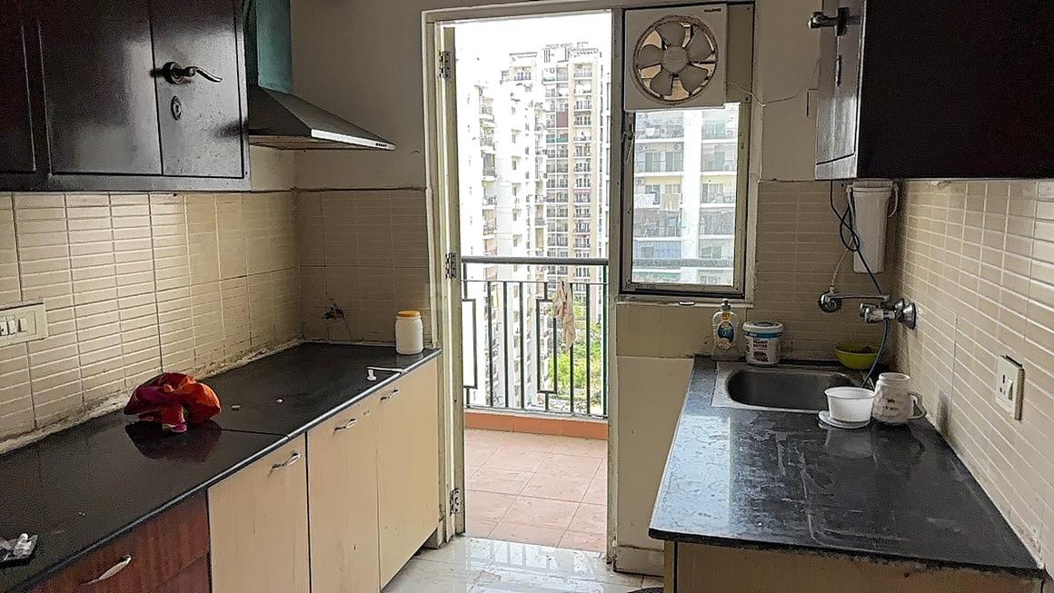 Maxblis White House - Image 19