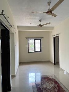 Gallery Cover Image of 1000 Sq.ft 3 BHK Apartment for buy in Cholambedu for 4000000