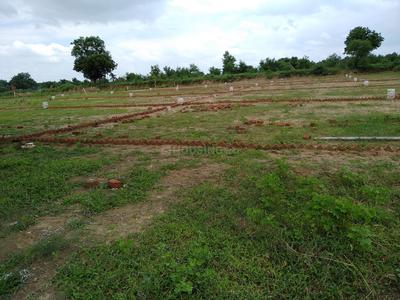 Gallery Cover Image of Sq.ft Residential Plot for buy in Krishna Nagar for 325000