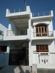 Gallery Cover Image of 1600 Sq.ft 3 BHK Independent House for buy in Golf City for 5760000