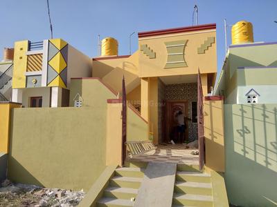 Gallery Cover Image of 760 Sq.ft 2 BHK Independent House for buy in Veppampattu for 2250000