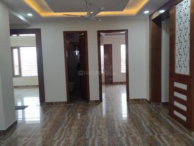 Gallery Cover Image of 2250 Sq.ft 4 BHK Independent Floor for rent in Sector 77 for 20000